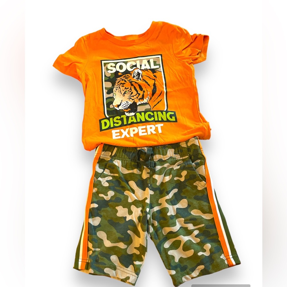 Epic Threads Boys Camo Shorts Set (Size 6)